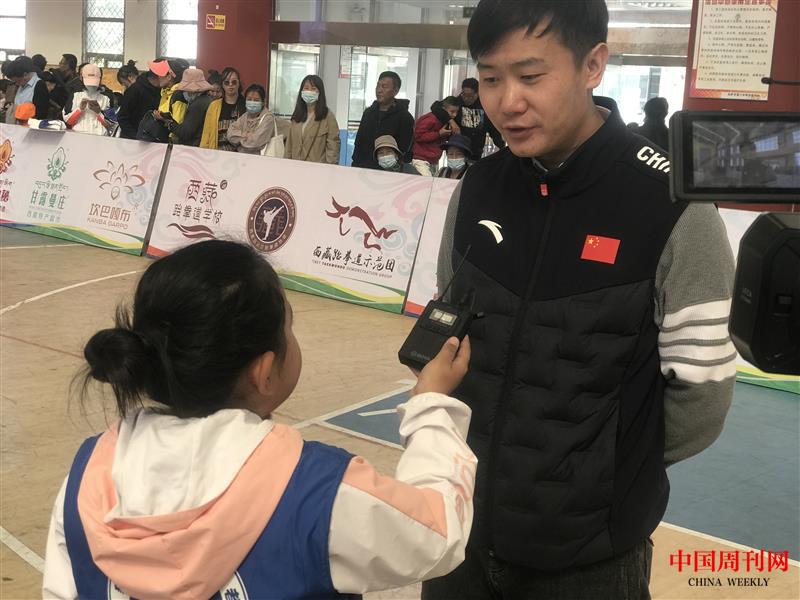 小記者朗卓采訪西藏自治區(qū)跆拳道協(xié)會負責人.jpg