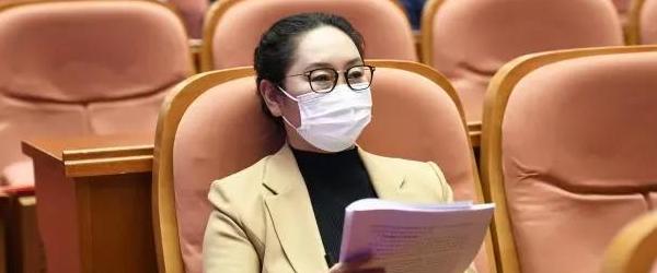 天津市政協(xié)委員張榮華在天津兩會(huì)上